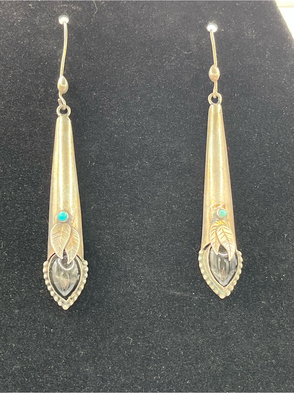Stunning Vintage 3 Inch Sterling Native American Black Onyx Turquoise Earrings - Picture 4 of 8